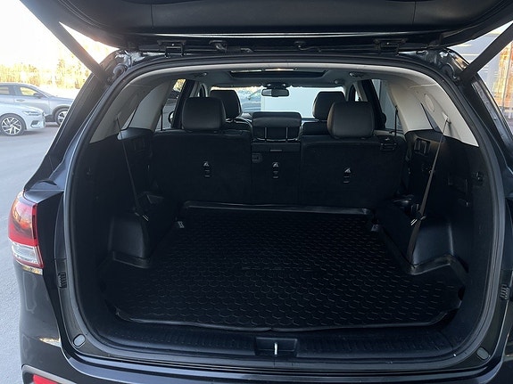 Kia Sorento 24 of 24
