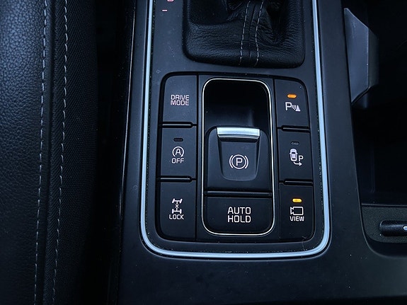 Kia Sorento 8 of 24