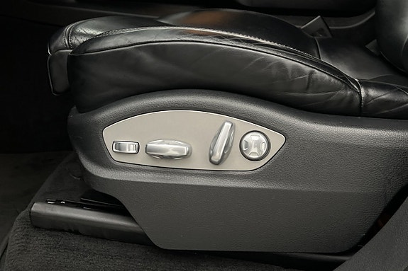 Porsche Cayenne S 20 of 30
