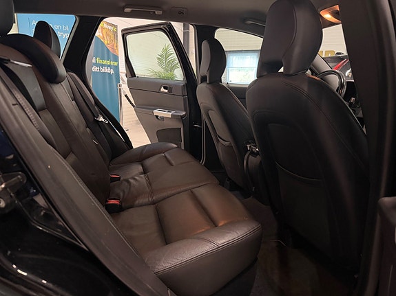 Volvo V50 13 of 18