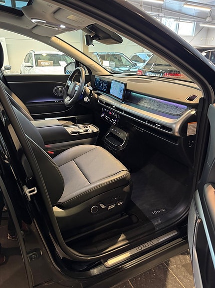 Hyundai Ioniq 9 17 of 24