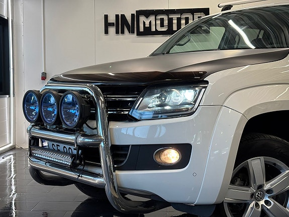 Volkswagen Amarok 2 of 5
