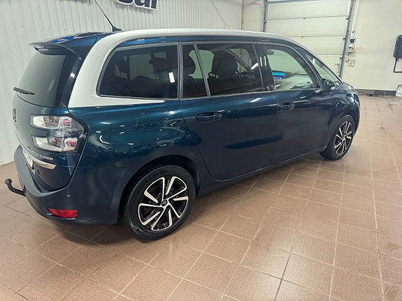 Citroen Grand C4 Picasso 2 of 5