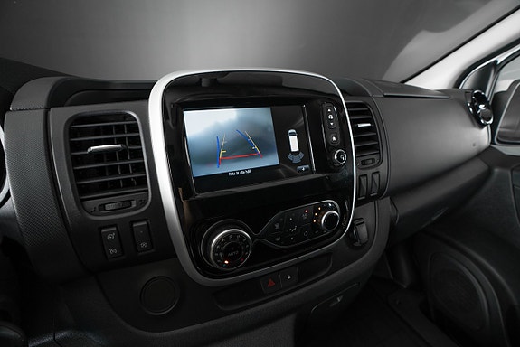 Renault Trafic 10 of 20