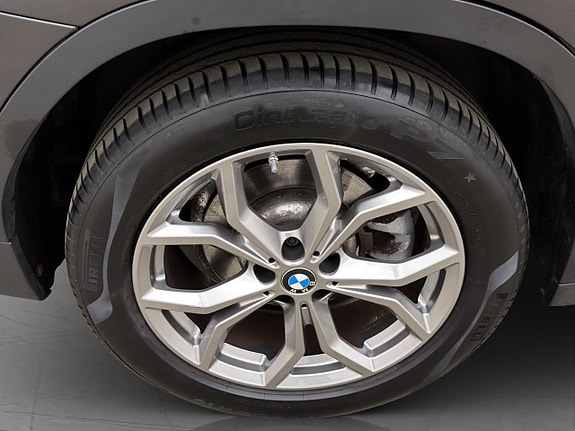 BMW X3 28 of 29