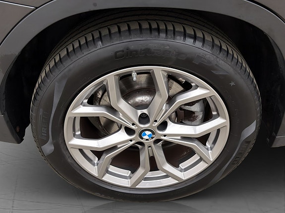 BMW X3 29 of 29