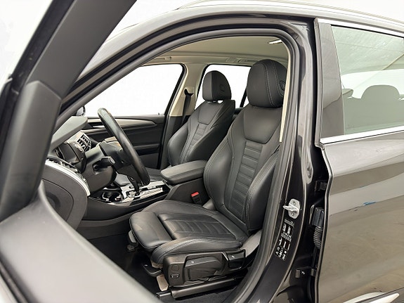 BMW X3 13 of 29
