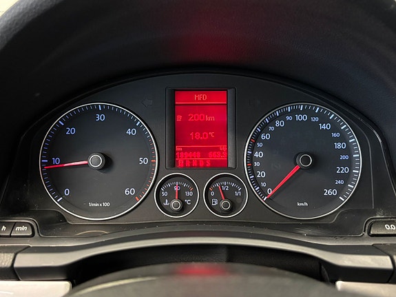 Volkswagen Golf V 17 of 25