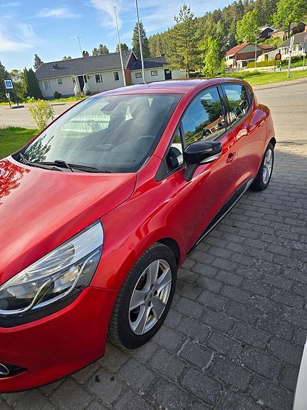 Renault Clio 2 of 5