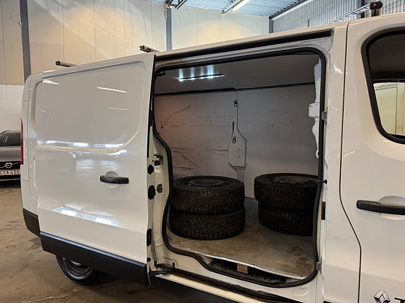 Renault Trafic 20 of 22