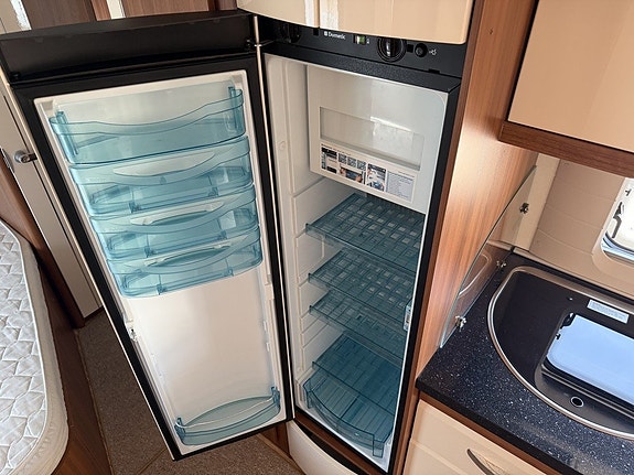 Hobby Premium 650 UKFe Barnkammare Alde Förtält Aircondition 6 of 19