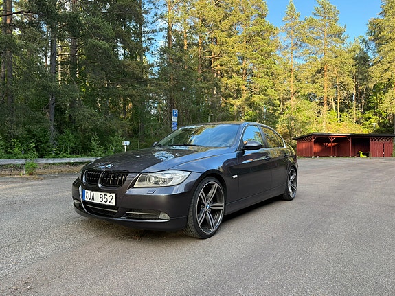 BMW 325i 4 of 10