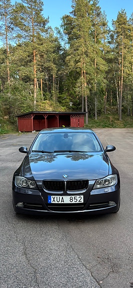 BMW 325i 6 of 10