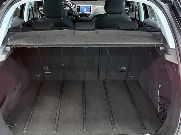 Peugeot 2008 12 of 12