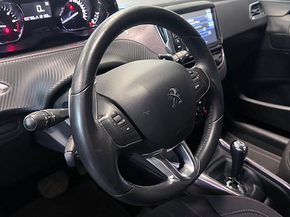 Peugeot 2008 11 of 12