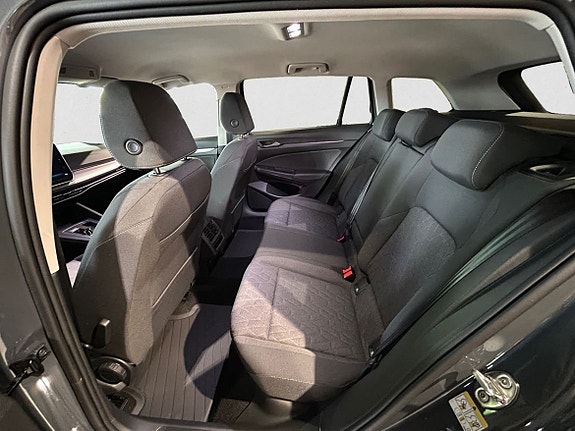 Volkswagen Golf VIII 8 of 8