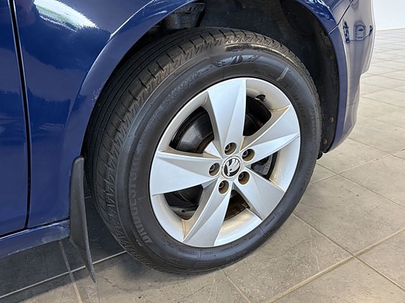 Skoda Fabia 3 of 5
