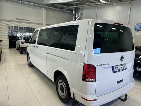 Volkswagen Caravelle 3 of 5