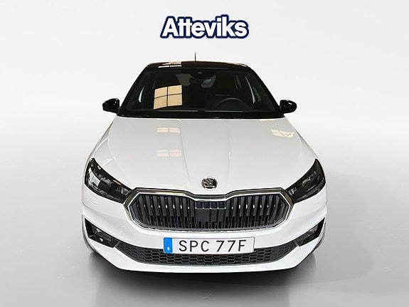 Skoda Fabia 2 of 5
