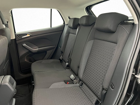 Volkswagen T-Cross 23 of 28