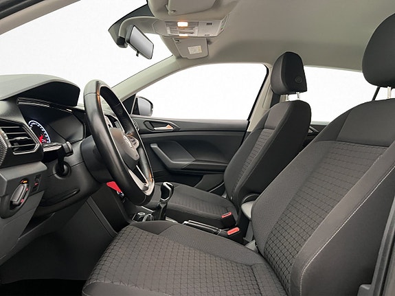 Volkswagen T-Cross 10 of 28