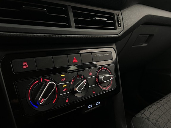 Volkswagen T-Cross 20 of 28