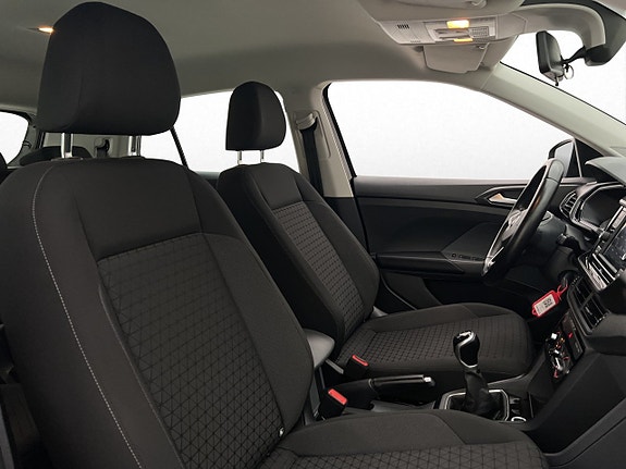 Volkswagen T-Cross 22 of 28