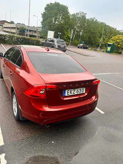 Volvo S60 5 of 5