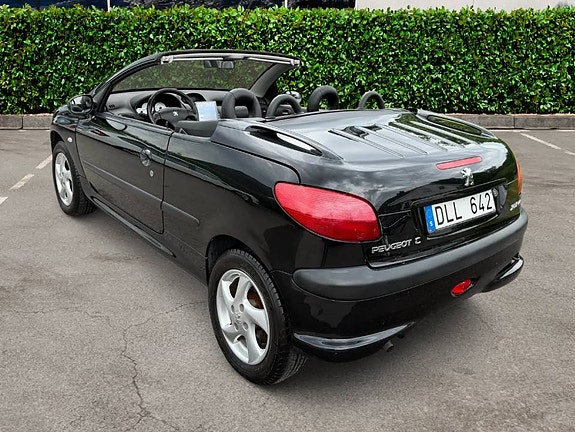 Peugeot 206 CC 4 of 5