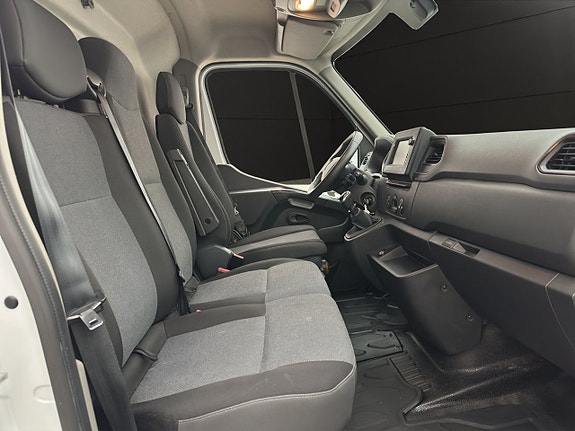 Renault Master 27 of 30