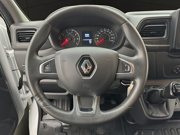 Renault Master 15 of 30