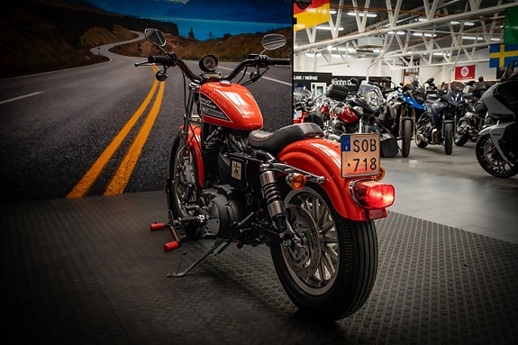 Harley-Davidson Sportster 883R (XL883R) 10 of 14
