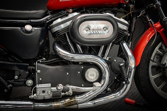 Harley-Davidson Sportster 883R (XL883R) 5 of 5