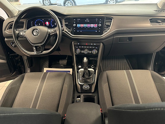 Volkswagen T-Roc 6 of 25