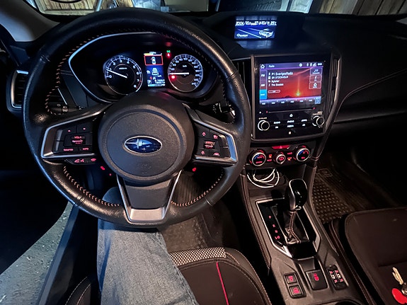 Subaru XV 4 of 5