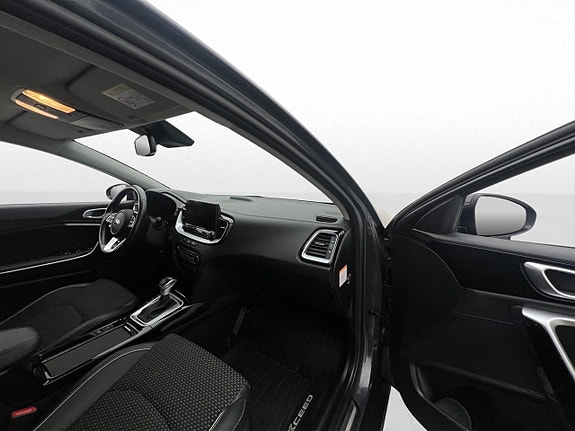 Kia XCeed 12 of 30