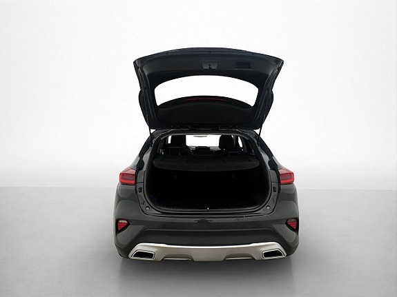 Kia XCeed 28 of 30