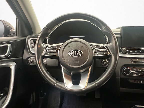 Kia XCeed 10 of 30