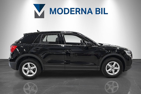 Audi Q2 7 of 20