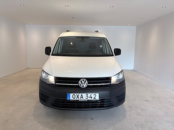 Volkswagen Caddy Maxi 2 of 5