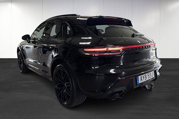 Porsche Macan GTS 4 of 5