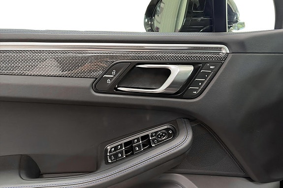 Porsche Macan GTS 27 of 30