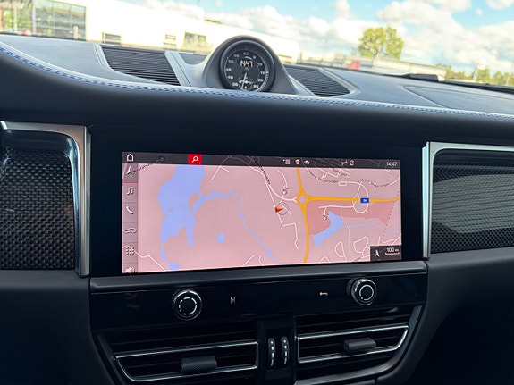 Porsche Macan GTS 17 of 30