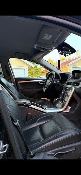Volvo V70 16 of 17