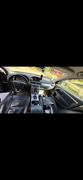 Volvo V70 15 of 17