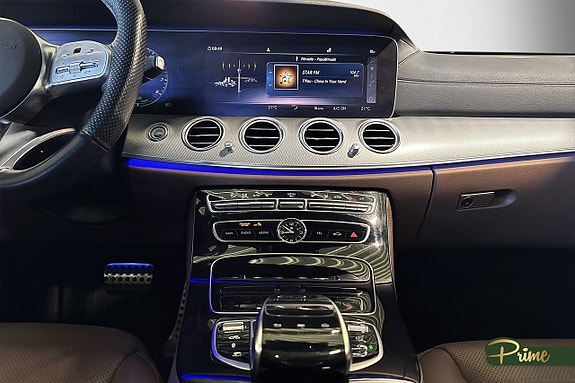 Mercedes-Benz E53 12 of 26