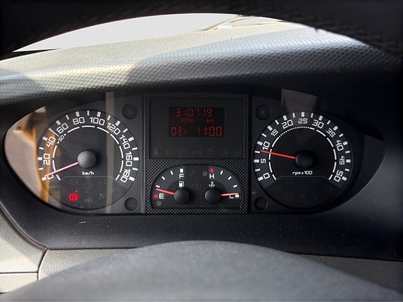 Iveco Daily 9 of 11