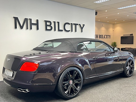 Bentley Continental GTC 13 of 27