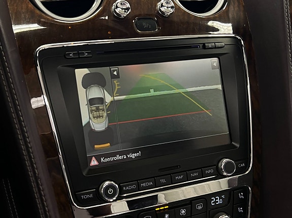 Bentley Continental GTC 27 of 27