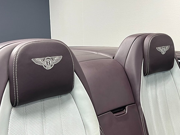 Bentley Continental GTC 23 of 27
